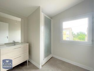  Appartement à louer 2 pièces 53 m²