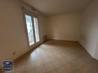 location Appartement - 1 pièce(s) - 29 m² Noisy-le-Grand (93160)