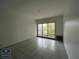  Appartement à louer 4 pièces 78 m²