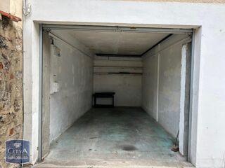  Parking / Garage à louer 15 m²