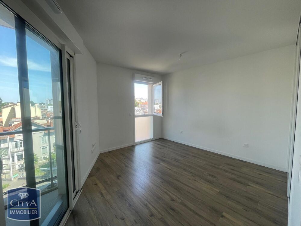 À LOUER : Appartement neuf T1 situé à Pau, dans le code ....