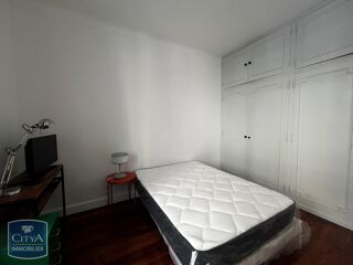 Appartement à louer 2 pièces 28 m²