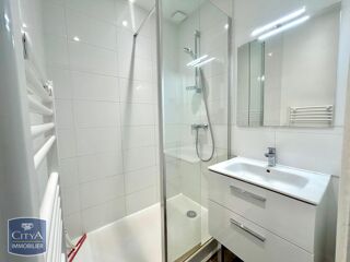 Appartement à louer 2 pièces 57 m²