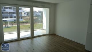  Appartement à louer 2 pièces 45 m²