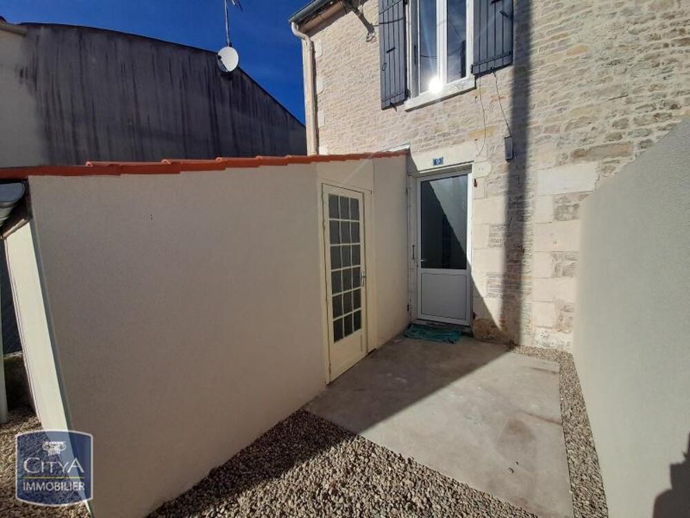 À LOUER, Maison de 85m2 proche de la Rochelle à SAINT-SO....