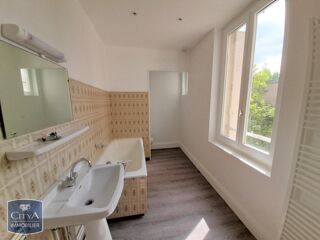  Appartement � louer 2 pi�ces 56 m�