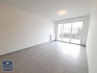  Appartement à louer 2 pièces 42 m²