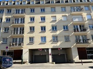  Parking / Garage � louer 