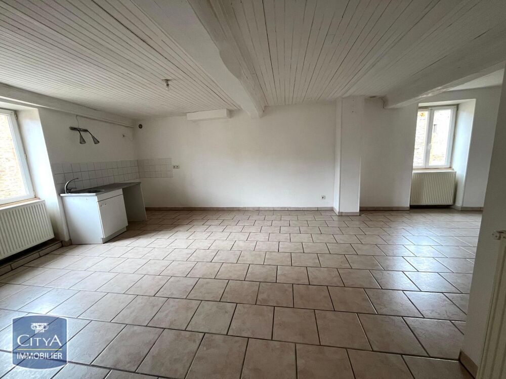 location Maison - 3 pièce(s) - 66 m² Azé (71260)
