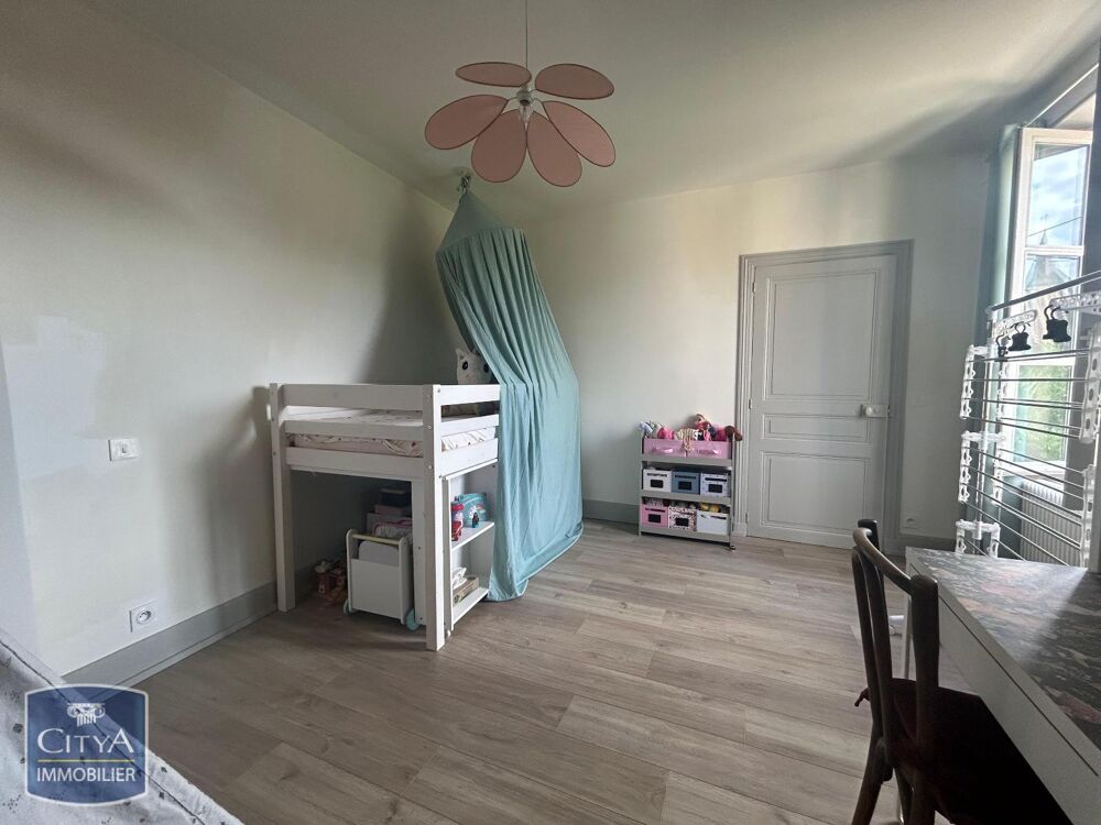 location Maison - 4 pièce(s) - 104 m² Gimeaux (63200)