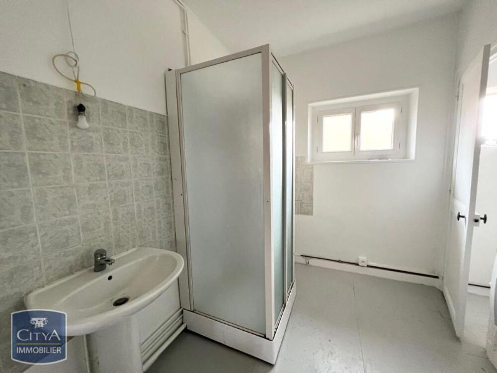 location Appartement - 2 pièce(s) - 52 m² Fleury-les-Aubrais (45400)