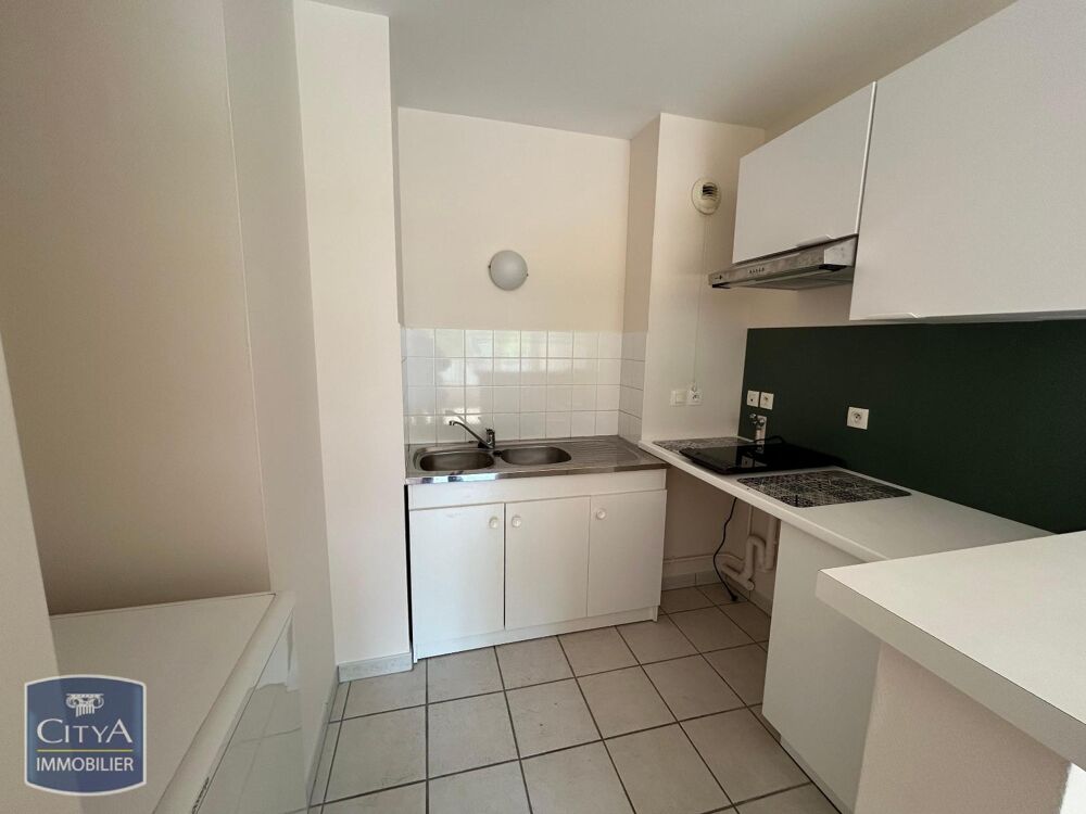 À LOUER : APPARTEMENT T2 DE 46M²- VUE SUR LA MAYENNE. Si....