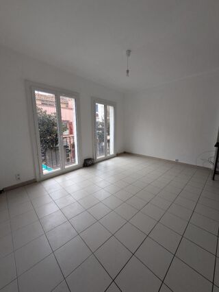  Appartement à louer 2 pièces 37 m²