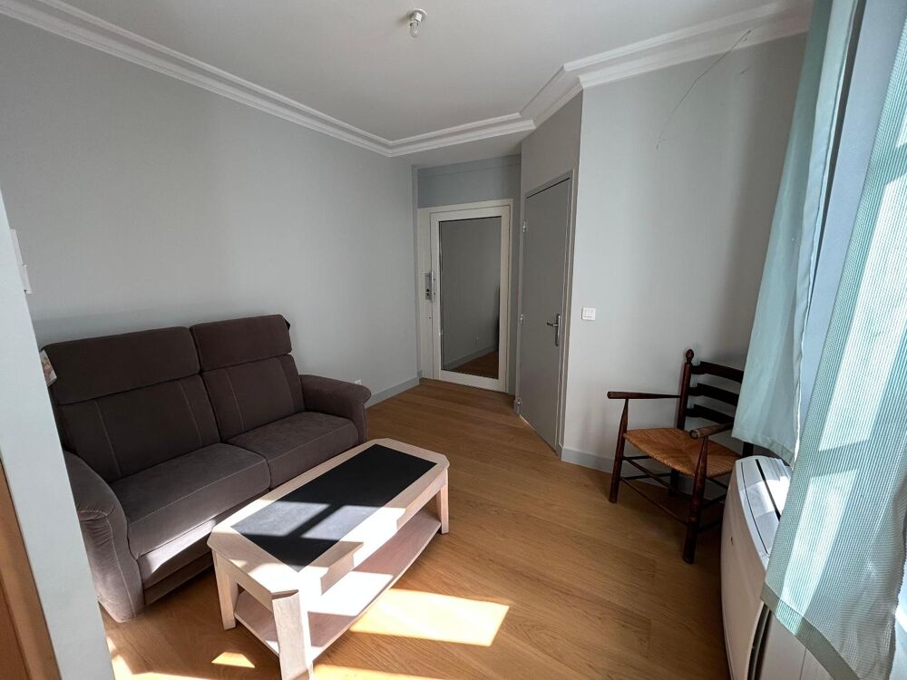 location Maison - 8 pièce(s) - 148 m² Tours (37000)