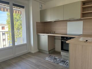  Appartement à louer 2 pièces 49 m²