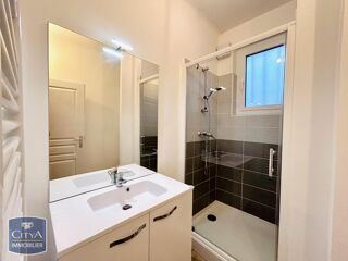  Appartement à louer 2 pièces 39 m²