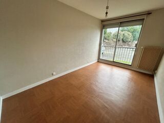  Appartement à louer 1 pièce 28 m²