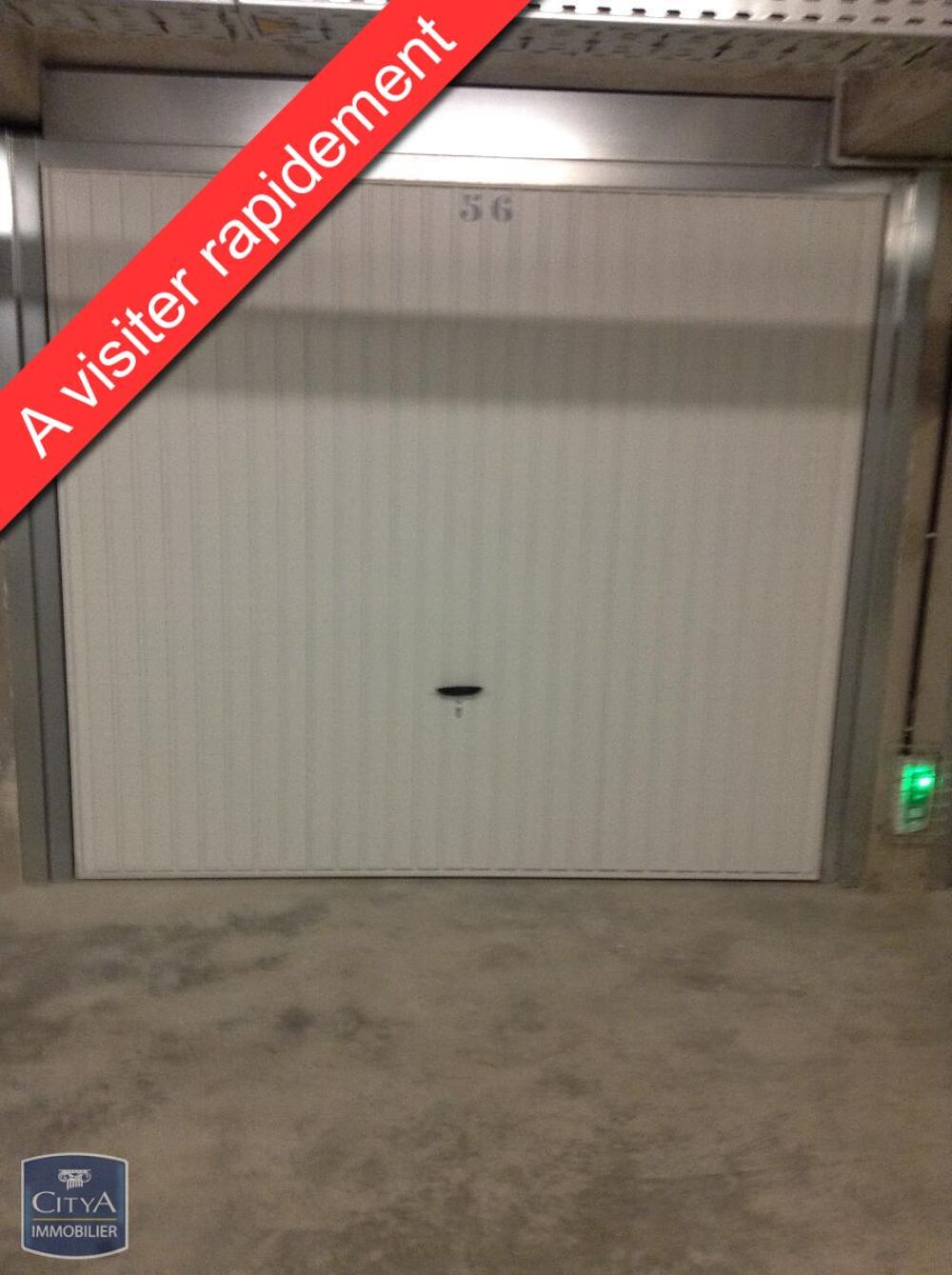 location Parking / Garage Bron (69500)
