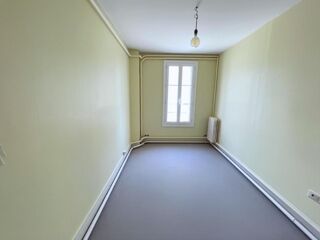  Appartement à louer 2 pièces 52 m²