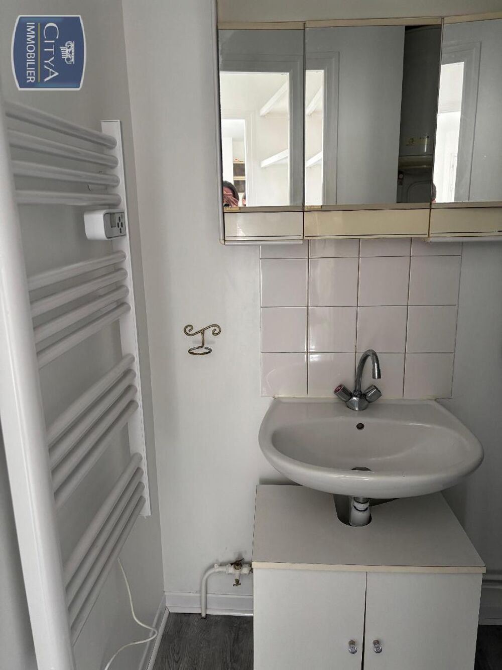 location Appartement - 1 pièce(s) - 14 m² Poitiers (86000)