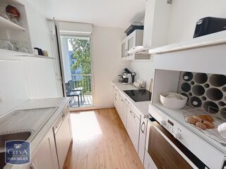  Appartement à louer 2 pièces 45 m²