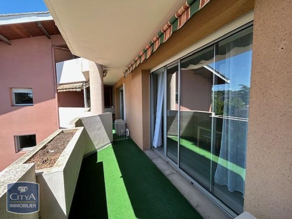 À LOUER : Charmant studio meublé situé dans la belle vil....