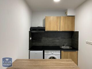  Appartement à louer 1 pièce 25 m²