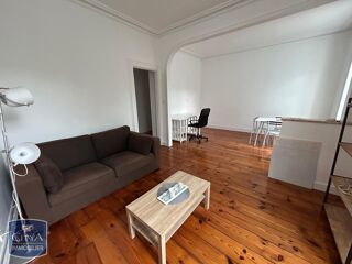  Appartement à louer 2 pièces 56 m²