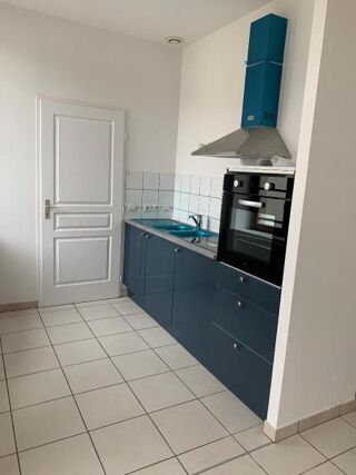  Appartement à louer 3 pièces 70 m²