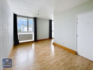  Appartement à louer 3 pièces 58 m²
