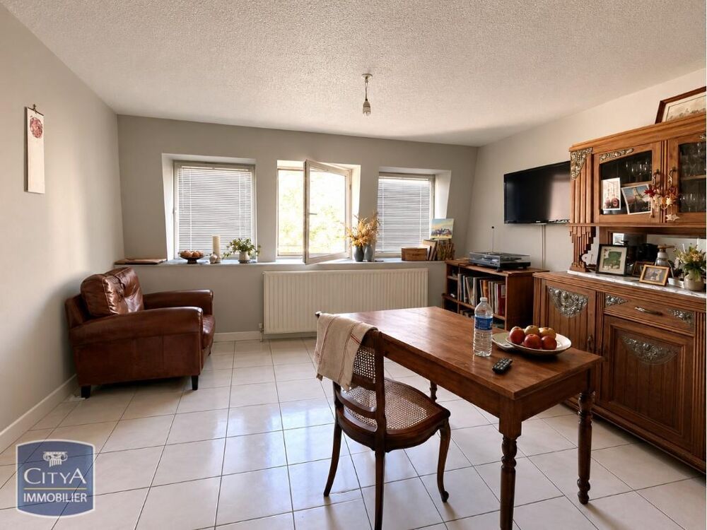 location Appartement - 3 pièce(s) - 55 m² Chalon-sur-Saône (71100)