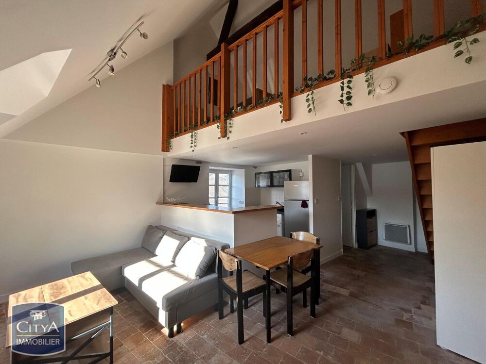 À LOUER : Découvrez ce charmant appartement T1 situé au ....
