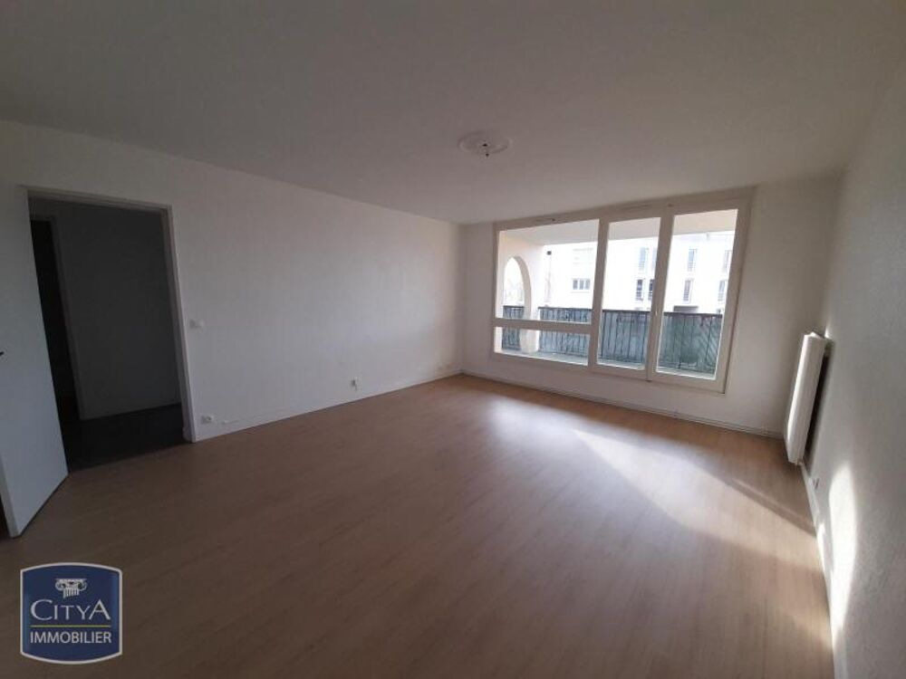 location Appartement - 2 pièce(s) - 66 m² Évry (91000)