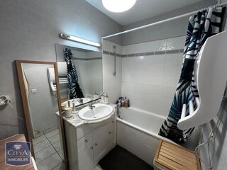  Appartement à louer 2 pièces 48 m²