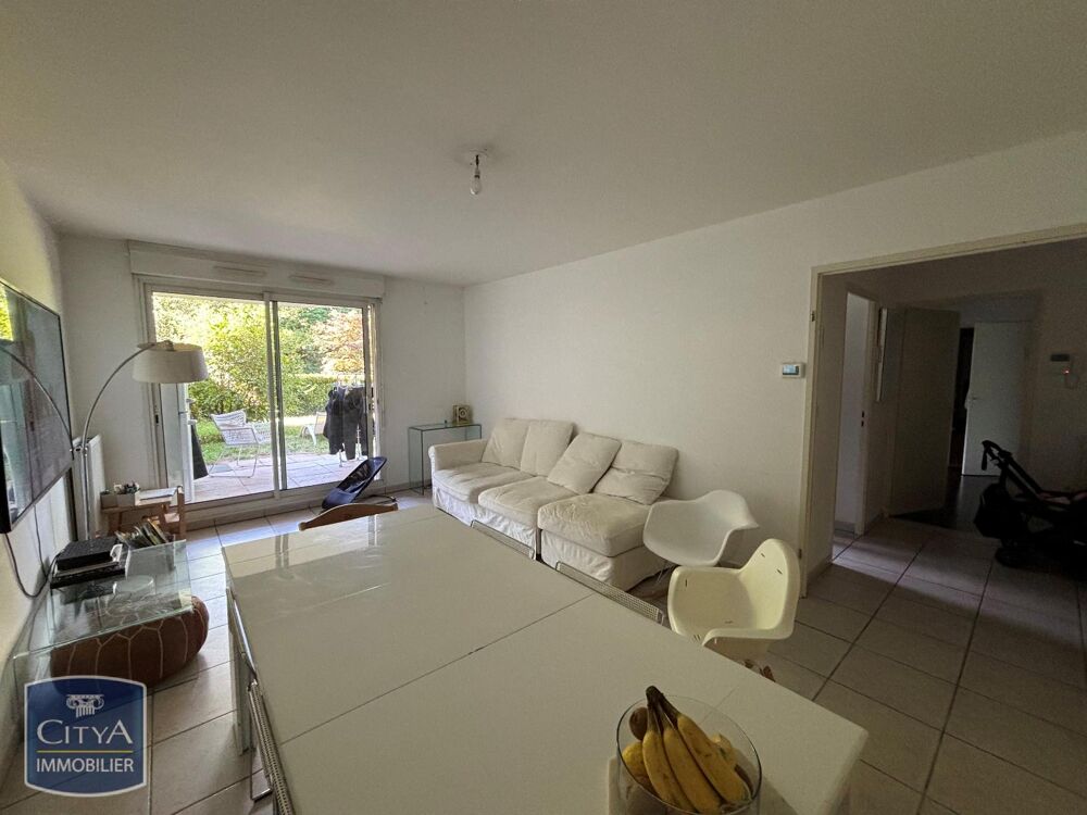 location Appartement - 3 pièce(s) - 64 m² Écully (69130)