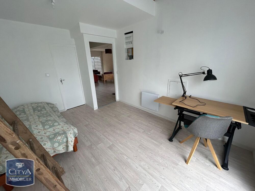 location Appartement - 1 pièce(s) - 13 m² Poitiers (86000)