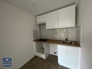  Appartement à louer 2 pièces 37 m²