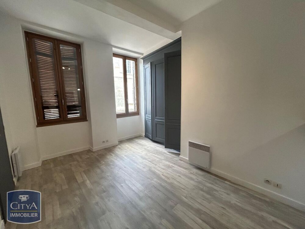 À LOUER ! Découvrez cet appartement T1 idéalement situé ....