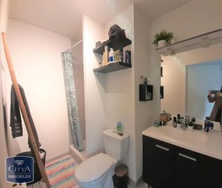  Appartement à louer 2 pièces 34 m²