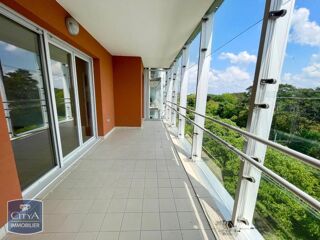  Appartement à louer 3 pièces 82 m²