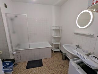  Appartement à louer 1 pièce 32 m²
