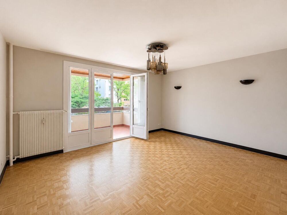 vente Appartement - 3 pièce(s) - 71 m² Décines-Charpieu (69150)