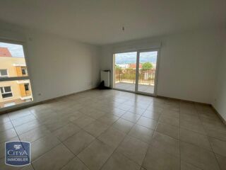  Appartement à louer 3 pièces 60 m²