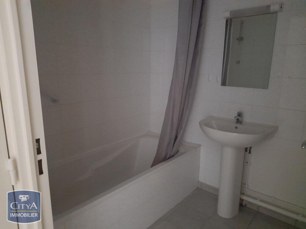 location Appartement - 1 pièce(s) - 37 m² Tulle (19000)
