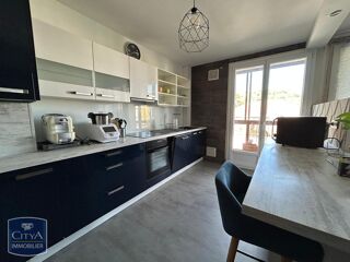  Appartement à louer 3 pièces 75 m²