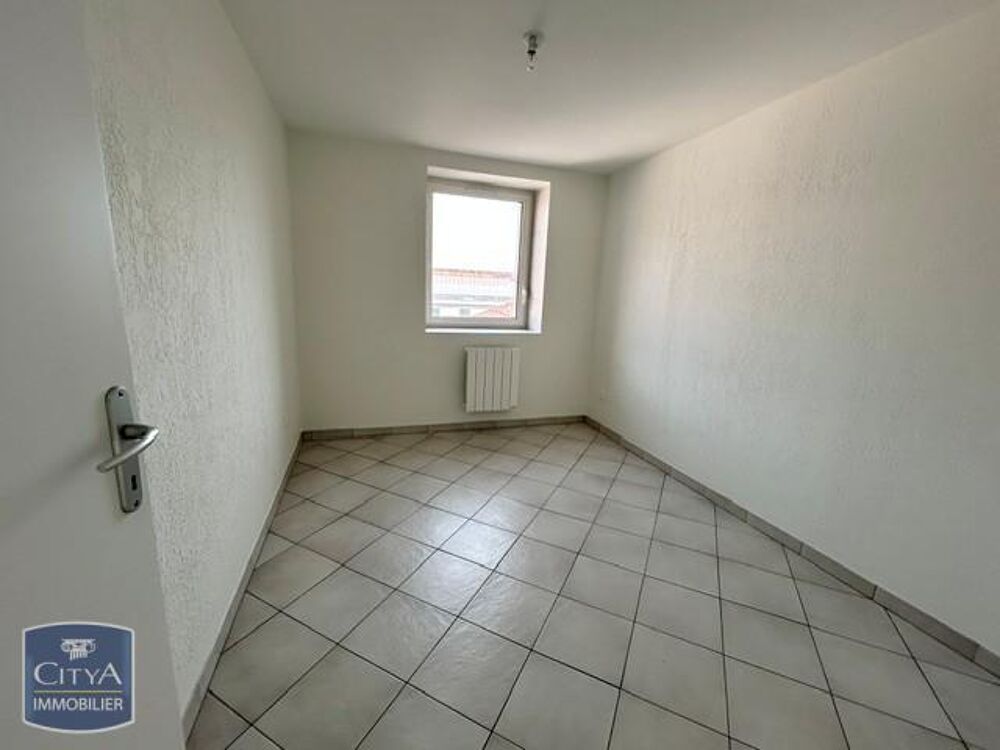 A LOUER T3 RENOVE AVEC GARAGE SECTEUR QUARANTAINE - VILL....