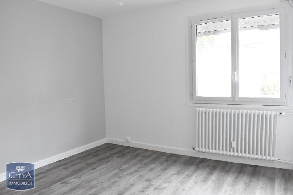 À LOUER : Appartement rénové T4 situé à Donzenac, dans l....