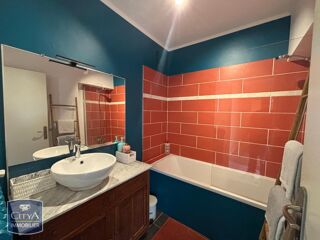  Appartement à louer 3 pièces 74 m²