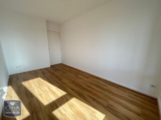  Appartement � louer 5 pi�ces 66 m�