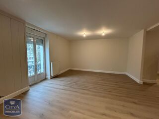  Appartement � louer 4 pi�ces 97 m�
